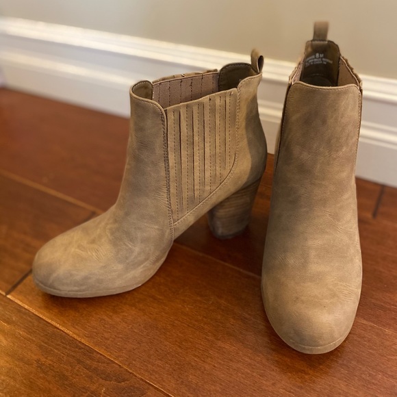 Madden Girl ankle boots - Picture 2 of 3